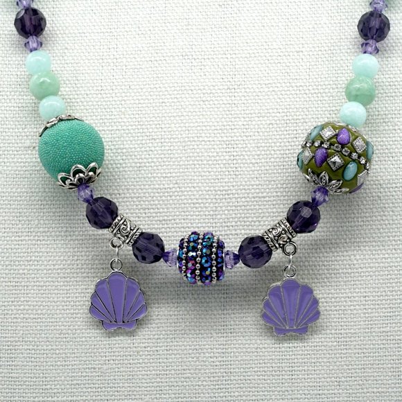 Little Mermaid theme necklace. - Picture 4 of 5